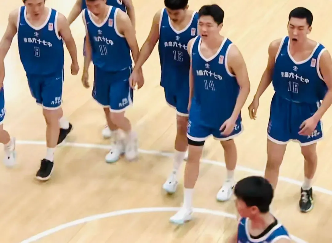 儿童如何在游戏中学习篮球技术_1